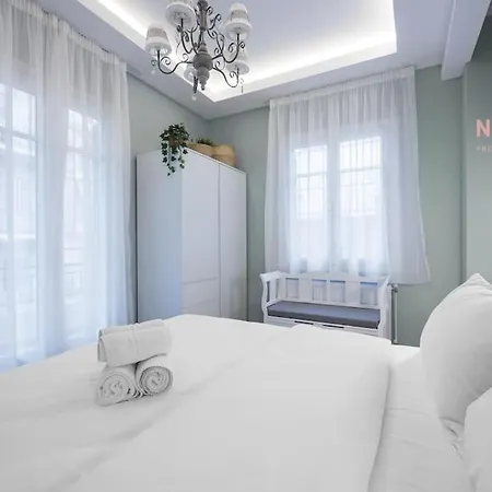 Deka, Nilie Hospitality Mgmt Appartamento